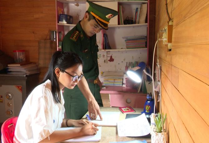 Chuyện ở bản: Ước mơ được chắp cánh